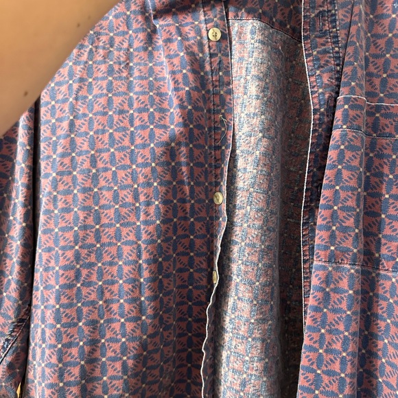Vintage button down - Picture 2 of 7